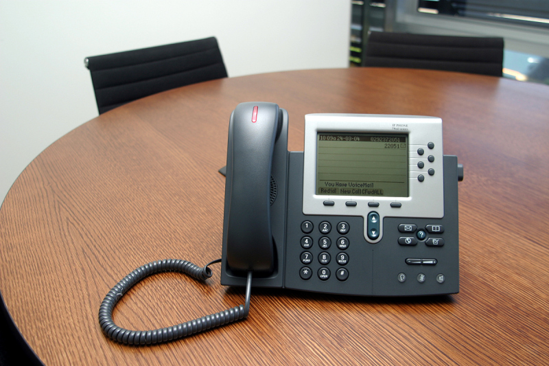 公司呼叫中心系统：如何提高客户服务和效率